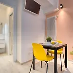 Apartment Suzzani 273 - Interno A4