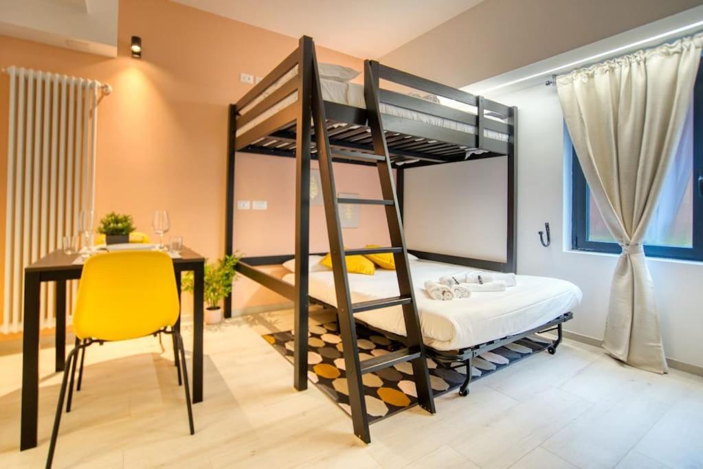 Apartment Suzzani 273 - Interno A4